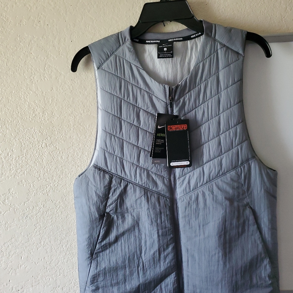 Mens Nk Arolyr Vest Men's Running Vest Nike Gray